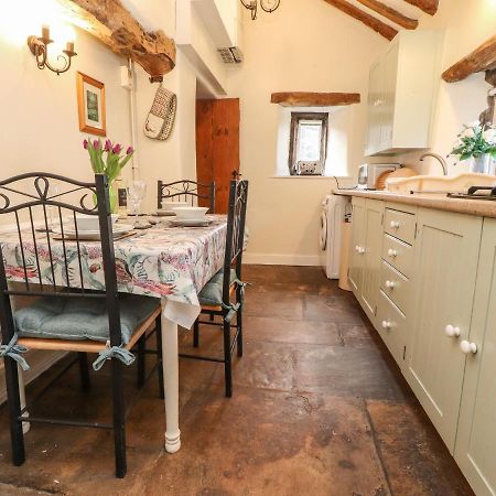 Beehive Cottage Bentham Exteriér fotografie